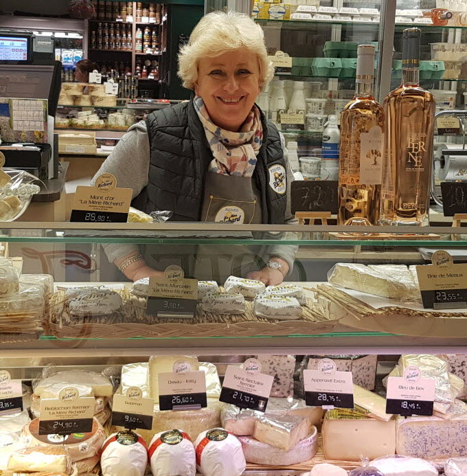 Une photo de notre Mère Richard et ses Saint Marcellin